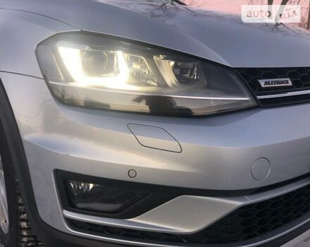 Сірий Фольксваген Golf Alltrack, об'ємом двигуна 2 л та пробігом 208 тис. км за 18500 $, фото 15 на Automoto.ua