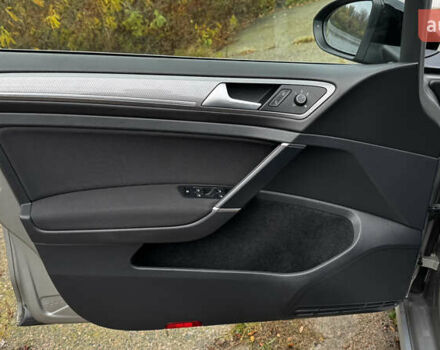 Серый Фольксваген Golf Alltrack, объемом двигателя 1.97 л и пробегом 263 тыс. км за 15555 $, фото 18 на Automoto.ua