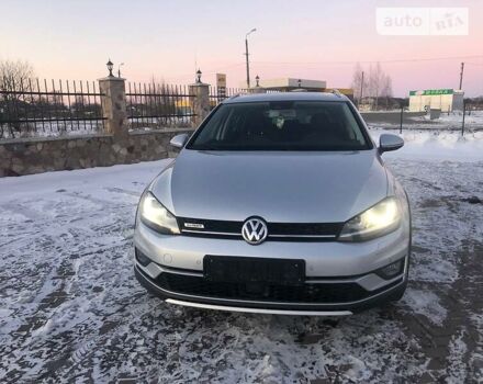 Сірий Фольксваген Golf Alltrack, об'ємом двигуна 2 л та пробігом 208 тис. км за 18500 $, фото 3 на Automoto.ua