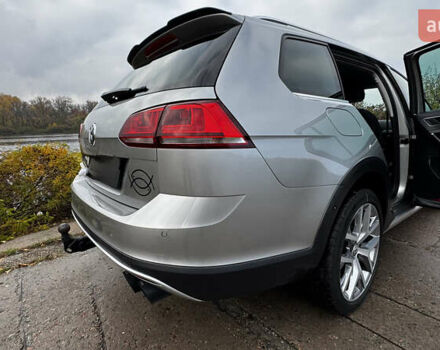 Серый Фольксваген Golf Alltrack, объемом двигателя 1.97 л и пробегом 263 тыс. км за 15555 $, фото 11 на Automoto.ua