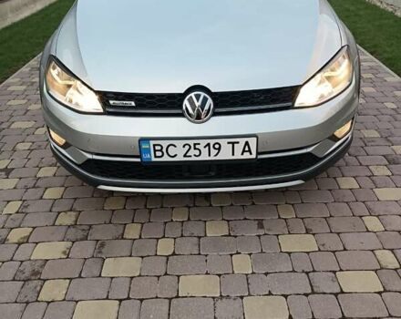 Серый Фольксваген Golf Alltrack, объемом двигателя 1.97 л и пробегом 168 тыс. км за 15150 $, фото 9 на Automoto.ua