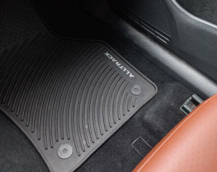 Серый Фольксваген Golf Alltrack, объемом двигателя 1.8 л и пробегом 101 тыс. км за 14500 $, фото 10 на Automoto.ua