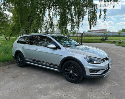 Серый Фольксваген Golf Alltrack, объемом двигателя 1.8 л и пробегом 95 тыс. км за 13750 $, фото 3 на Automoto.ua