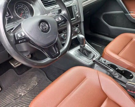 Серый Фольксваген Golf Alltrack, объемом двигателя 1.8 л и пробегом 101 тыс. км за 14500 $, фото 7 на Automoto.ua