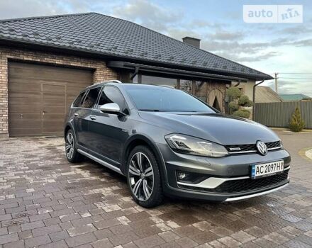 Серый Фольксваген Golf Alltrack, объемом двигателя 2 л и пробегом 205 тыс. км за 19999 $, фото 16 на Automoto.ua