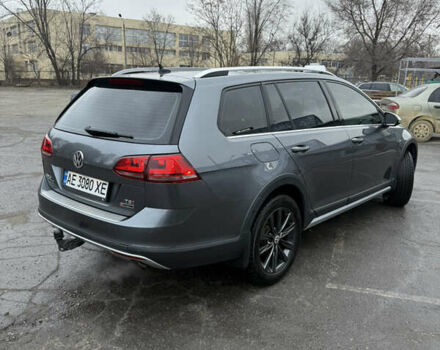 Серый Фольксваген Golf Alltrack, объемом двигателя 1.8 л и пробегом 112 тыс. км за 16200 $, фото 2 на Automoto.ua