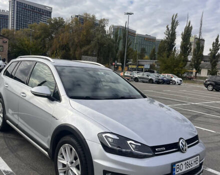 Серый Фольксваген Golf Alltrack, объемом двигателя 1.8 л и пробегом 92 тыс. км за 16600 $, фото 7 на Automoto.ua