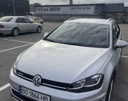 Серый Фольксваген Golf Alltrack, объемом двигателя 1.8 л и пробегом 92 тыс. км за 16600 $, фото 5 на Automoto.ua