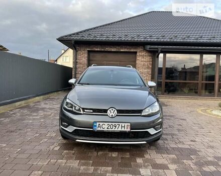 Серый Фольксваген Golf Alltrack, объемом двигателя 2 л и пробегом 205 тыс. км за 19999 $, фото 6 на Automoto.ua