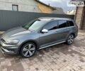 Серый Фольксваген Golf Alltrack, объемом двигателя 2 л и пробегом 205 тыс. км за 19999 $, фото 10 на Automoto.ua