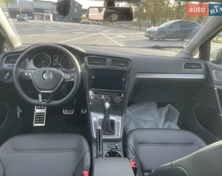 Серый Фольксваген Golf Alltrack, объемом двигателя 1.8 л и пробегом 116 тыс. км за 16550 $, фото 9 на Automoto.ua