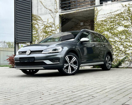 Серый Фольксваген Golf Alltrack, объемом двигателя 2 л и пробегом 186 тыс. км за 21499 $, фото 13 на Automoto.ua