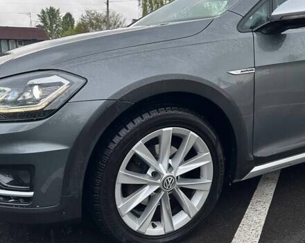 Серый Фольксваген Golf Alltrack, объемом двигателя 2 л и пробегом 254 тыс. км за 19500 $, фото 5 на Automoto.ua