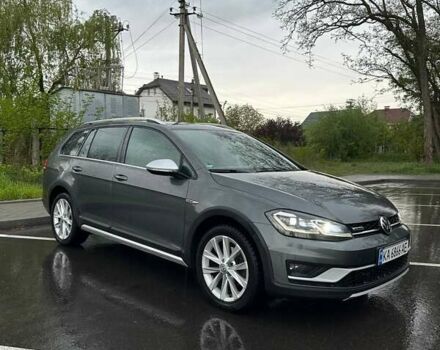 Серый Фольксваген Golf Alltrack, объемом двигателя 2 л и пробегом 254 тыс. км за 19500 $, фото 6 на Automoto.ua