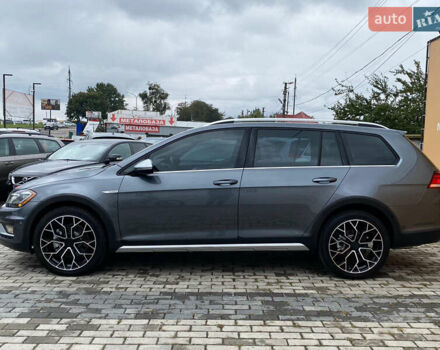 Серый Фольксваген Golf Alltrack, объемом двигателя 1.8 л и пробегом 72 тыс. км за 16200 $, фото 5 на Automoto.ua
