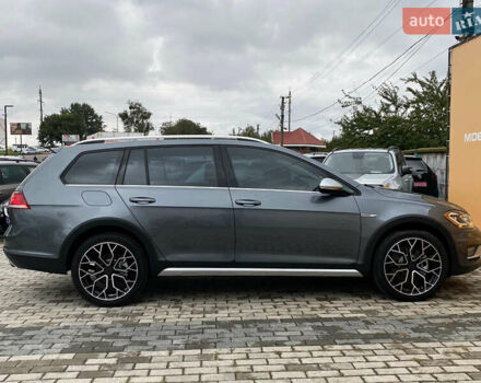 Серый Фольксваген Golf Alltrack, объемом двигателя 1.8 л и пробегом 72 тыс. км за 16200 $, фото 6 на Automoto.ua