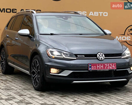 Серый Фольксваген Golf Alltrack, объемом двигателя 1.8 л и пробегом 72 тыс. км за 16200 $, фото 2 на Automoto.ua