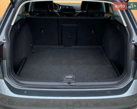 Серый Фольксваген Golf Alltrack, объемом двигателя 1.8 л и пробегом 72 тыс. км за 16200 $, фото 20 на Automoto.ua