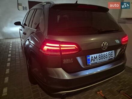 Фольксваген Golf Alltrack 2017 в Киеве на Automoto.ua Серый Фольксваген Golf Alltrack, объемом двигателя 1.8 л и пробегом 62 тыс. км за 17500 $, фото 1 на Automoto.ua