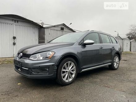 Фольксваген Golf Alltrack 2017 у Києві на Automoto.ua Сірий Фольксваген Golf Alltrack, об'ємом двигуна 1.8 л та пробігом 113 тис. км за 14000 $, фото 1 на Automoto.ua