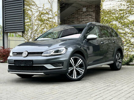 Сірий Фольксваген Golf Alltrack, об'ємом двигуна 2 л та пробігом 186 тис. км за 21499 $, фото 1 на Automoto.ua