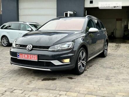 Серый Фольксваген Golf Alltrack, объемом двигателя 2 л и пробегом 194 тыс. км за 21500 $, фото 1 на Automoto.ua