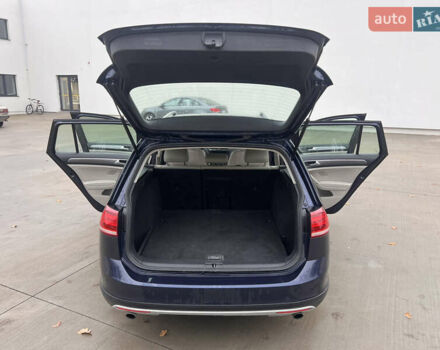 Синий Фольксваген Golf Alltrack, объемом двигателя 1.8 л и пробегом 117 тыс. км за 13300 $, фото 8 на Automoto.ua