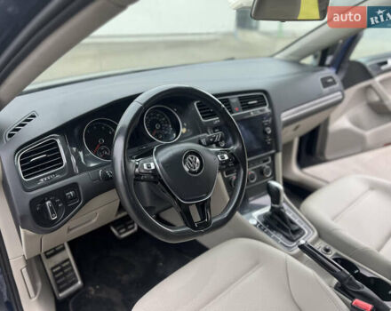 Синий Фольксваген Golf Alltrack, объемом двигателя 1.8 л и пробегом 117 тыс. км за 13300 $, фото 15 на Automoto.ua