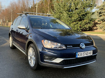 Фольксваген Golf Alltrack 2016 в Киеве на Automoto.ua Синий Фольксваген Golf Alltrack, объемом двигателя 1.8 л и пробегом 85 тыс. км за 14450 $, фото 1 на Automoto.ua
