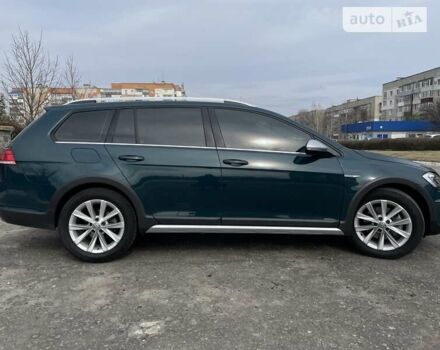 Зелений Фольксваген Golf Alltrack, об'ємом двигуна 1.8 л та пробігом 48 тис. км за 14800 $, фото 9 на Automoto.ua