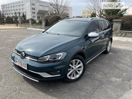 Зеленый Фольксваген Golf Alltrack, объемом двигателя 1.8 л и пробегом 48 тыс. км за 14800 $, фото 1 на Automoto.ua