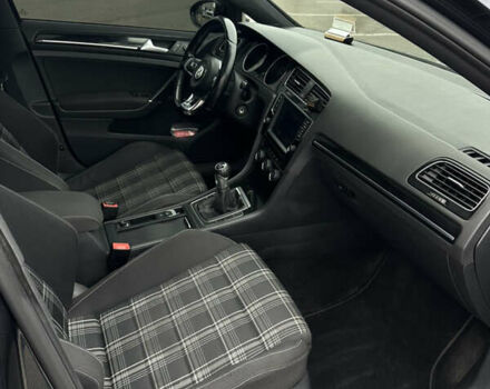 Серый Фольксваген Golf GTD, объемом двигателя 2 л и пробегом 257 тыс. км за 13850 $, фото 12 на Automoto.ua