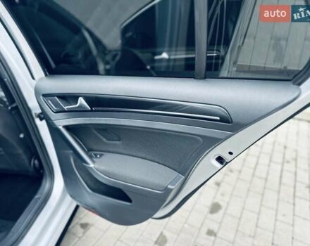 Серый Фольксваген Golf GTD, объемом двигателя 2 л и пробегом 205 тыс. км за 15100 $, фото 43 на Automoto.ua