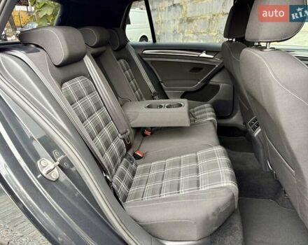 Серый Фольксваген Golf GTD, объемом двигателя 2 л и пробегом 138 тыс. км за 19000 $, фото 10 на Automoto.ua