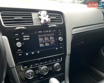 Фольксваген Golf GTD 2017 в Чернигове на Automoto.ua Серый Фольксваген Golf GTD, объемом двигателя 1.97 л и пробегом 277 тыс. км за 15999 $, фото 27 на Automoto.ua