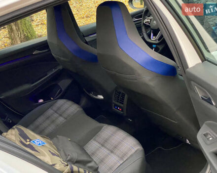 Белый Фольксваген Golf GTE, объемом двигателя 1.4 л и пробегом 138 тыс. км за 30500 $, фото 12 на Automoto.ua