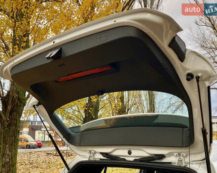 Белый Фольксваген Golf GTE, объемом двигателя 1.4 л и пробегом 138 тыс. км за 30500 $, фото 10 на Automoto.ua