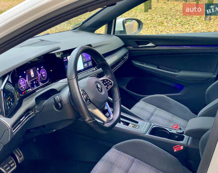 Белый Фольксваген Golf GTE, объемом двигателя 1.4 л и пробегом 138 тыс. км за 30500 $, фото 5 на Automoto.ua