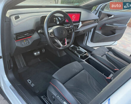 Белый Фольксваген ID.4 GTX, объемом двигателя 0 л и пробегом 59 тыс. км за 31300 $, фото 52 на Automoto.ua