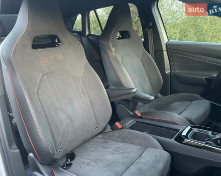 Белый Фольксваген ID.4 GTX, объемом двигателя 0 л и пробегом 59 тыс. км за 31300 $, фото 20 на Automoto.ua