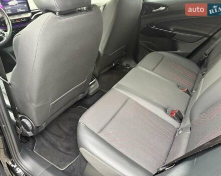 Чорний Фольксваген ID.4 GTX, об'ємом двигуна 0 л та пробігом 16 тис. км за 32880 $, фото 9 на Automoto.ua