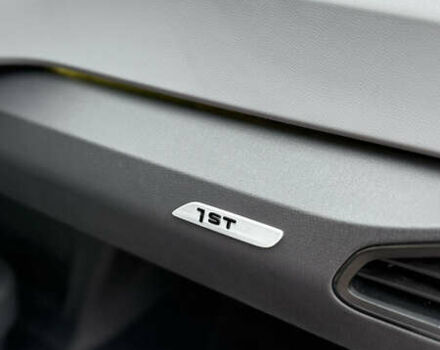 Белый Фольксваген ID.3, объемом двигателя 0 л и пробегом 160 тыс. км за 15800 $, фото 28 на Automoto.ua