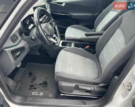 Белый Фольксваген ID.3, объемом двигателя 0 л и пробегом 86 тыс. км за 15499 $, фото 24 на Automoto.ua