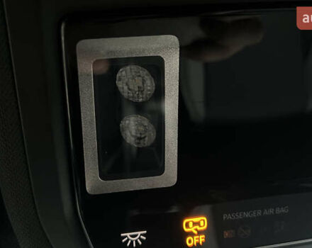 Белый Фольксваген ID.3, объемом двигателя 0 л и пробегом 127 тыс. км за 17499 $, фото 134 на Automoto.ua