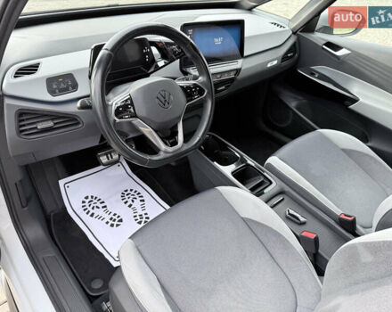 Фольксваген ID.3 2020 в Луцке на Automoto.ua Белый Фольксваген ID.3, объемом двигателя 0 л и пробегом 148 тыс. км за 17500 $, фото 16 на Automoto.ua