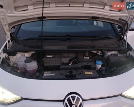 Белый Фольксваген ID.3, объемом двигателя 0 л и пробегом 44 тыс. км за 17800 $, фото 37 на Automoto.ua