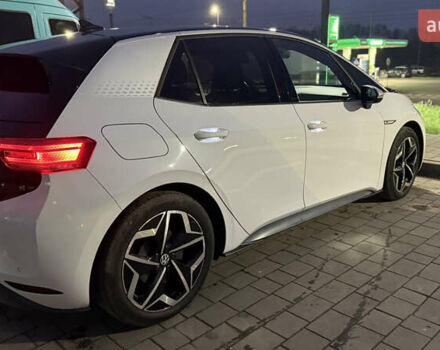 Белый Фольксваген ID.3, объемом двигателя 0 л и пробегом 63 тыс. км за 17900 $, фото 10 на Automoto.ua