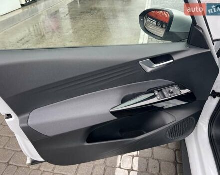 Белый Фольксваген ID.3, объемом двигателя 0 л и пробегом 86 тыс. км за 15499 $, фото 22 на Automoto.ua