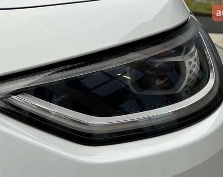 Белый Фольксваген ID.3, объемом двигателя 0 л и пробегом 127 тыс. км за 17499 $, фото 26 на Automoto.ua