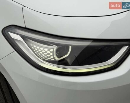 Белый Фольксваген ID.3, объемом двигателя 0 л и пробегом 170 тыс. км за 15900 $, фото 6 на Automoto.ua